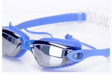 Swimming goggles with waterproof design for clear underwater vision