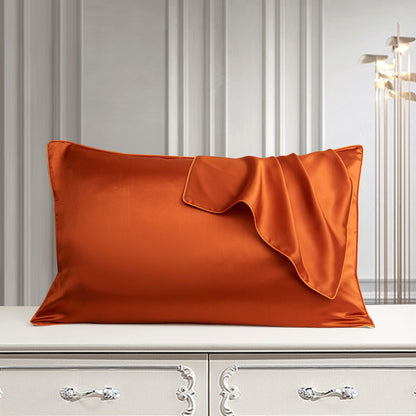 White pure silk pillowcase with smooth natural silk fabric and envelope closure