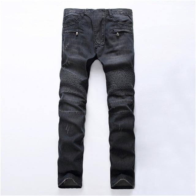 BackUpMyFilesNow® Crossover Comfort Jeans in dark wash with relaxed fit and classic five-pocket design.