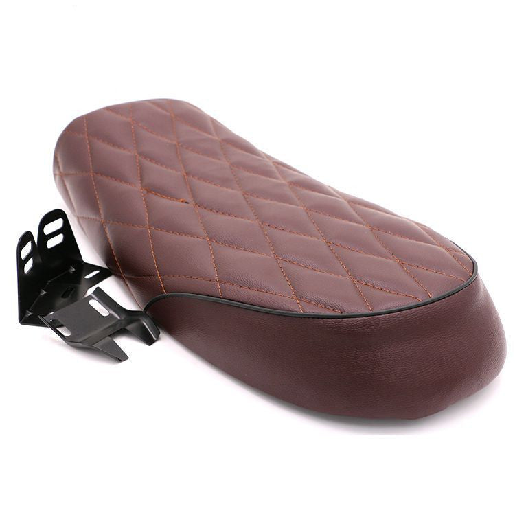 Retro modified diamond cushion motorcycle seat cushion, black diamond-stitched design