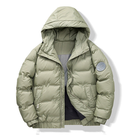 Men’s simple fashion short winter clothing coat in a clean, versatile design