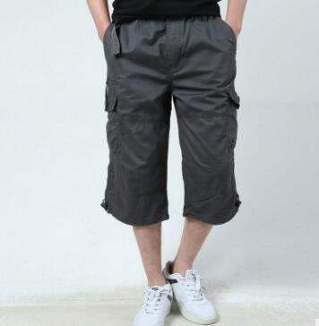Men's summer leisure cropped cotton pants in a casual, lightweight style