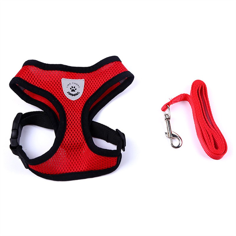 Pet car seat belt leash for dogs and cats, adjustable safety restraint with metal clip
