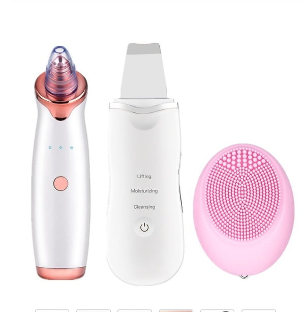 Blackhead suction device with liposuction-style electric vacuum designաբեր