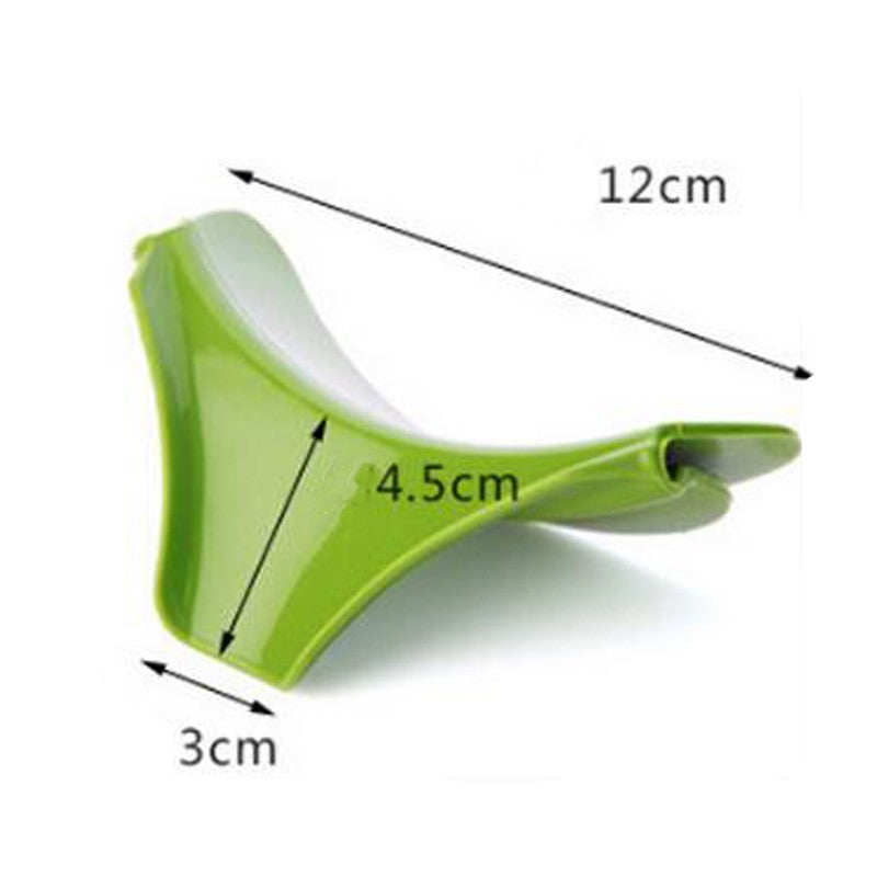 Silicone soup funnel kitchen gadget for mess-free pouring into jars and containers