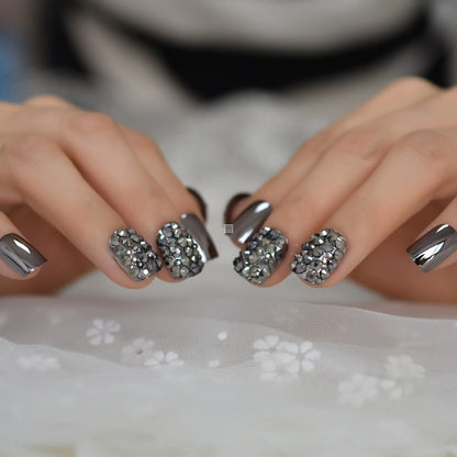 Metal false nails for women, silver finish, close-up manicure set