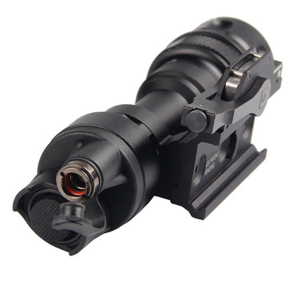 M952V outdoor LED tactical flashlight with strong light and durable black body
