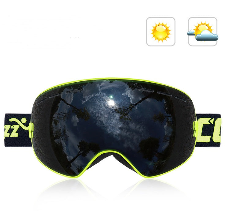 Spherical double-layer anti-fog glasses with clear protective lenses and durable frame