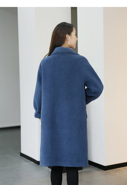 Women's loose sheep shearing fur coat in new style, plush textured exterior