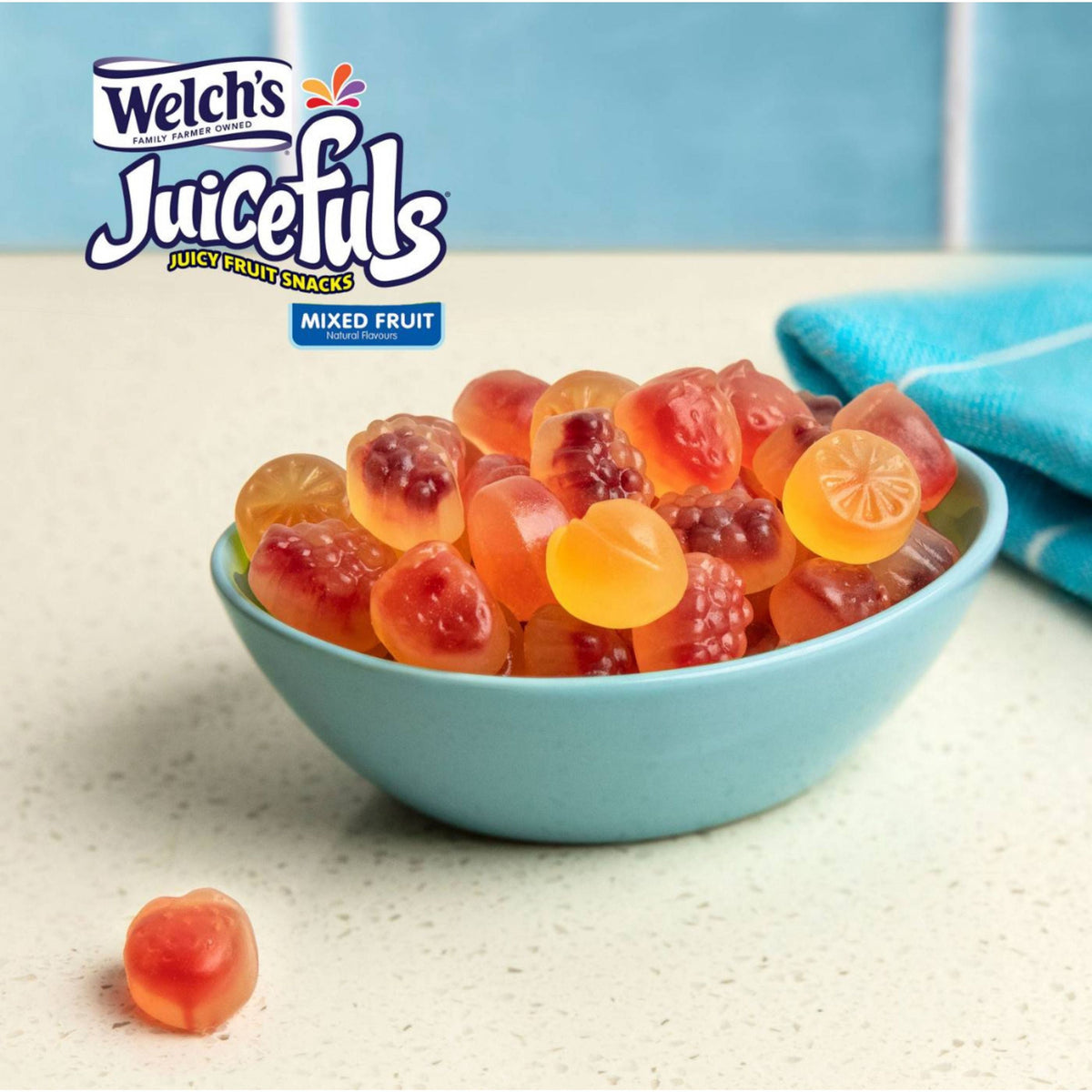 Welch's Juicefuls Fruit Snacks gummy candies in mixed fruit flavor, 1 oz pack, colorful and chewy fruit-flavored treats.