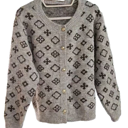 Fallwinter women's loose-fit vintage-style fashion sweater in a relaxed silhouette