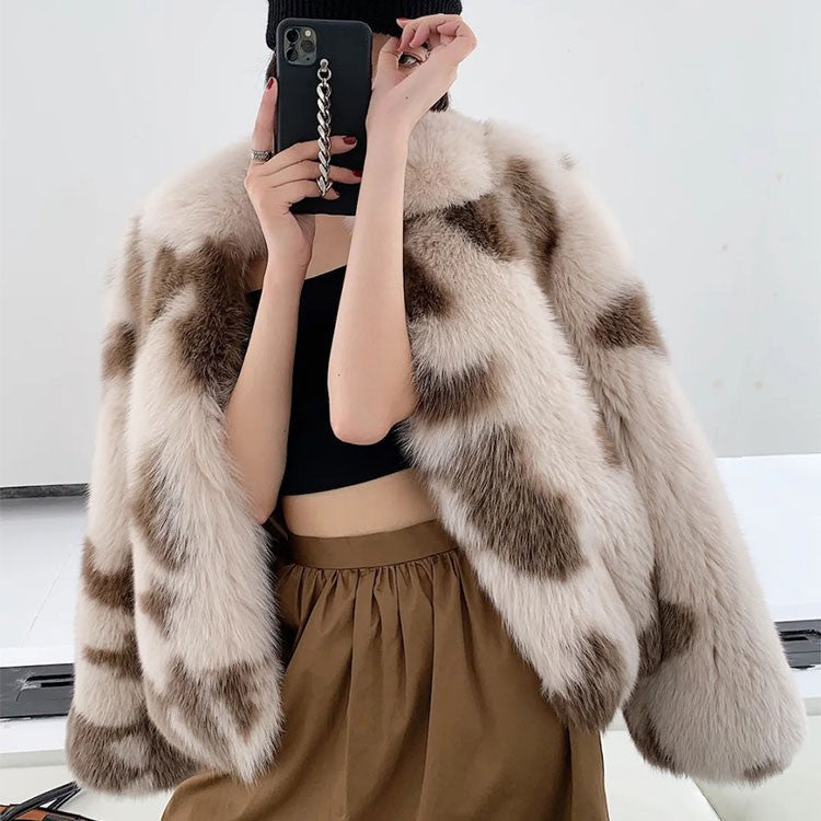 Women's autumn and winter lamb fur coat in a classic design