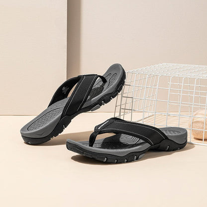 Men's summer sandals and slippers in a casual open-toe design