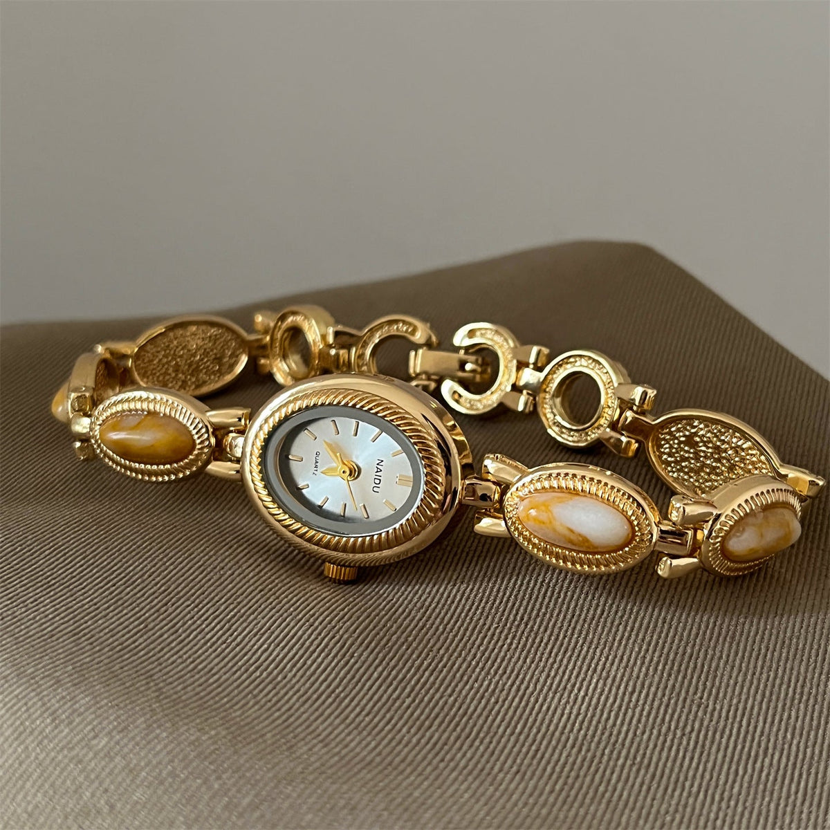 Women's agate bead bracelet watch with a beaded band and watch face