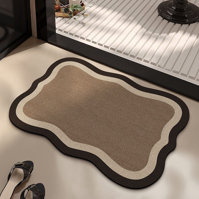 Water-absorbent non-slip quick-drying shower mat in a simple rectangular design