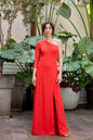 Ceylan Bcn Hydra long dress in flowing fabric with a fitted bodice and full skirt, elegant evening wear.