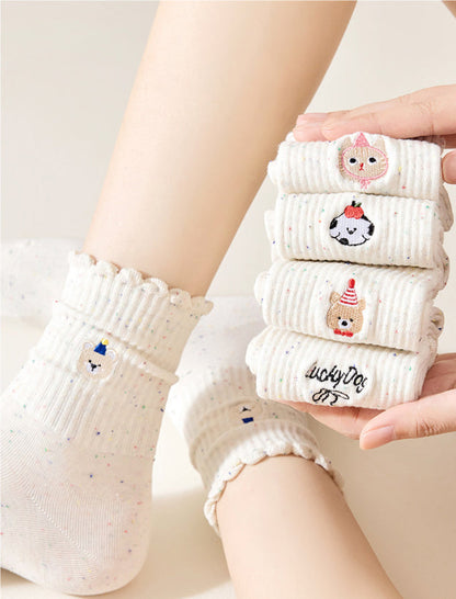 Embroidered ruffle-ankle socks for women in a delicate ankle-length design