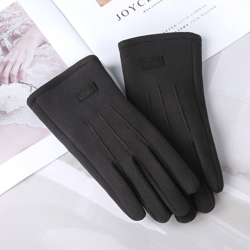 Ladies warm gloves in a soft, cozy design for cold weather