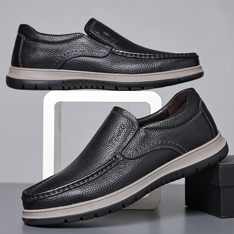 Men's casual waterproof lightweight leather shoes in a sleek low-top design