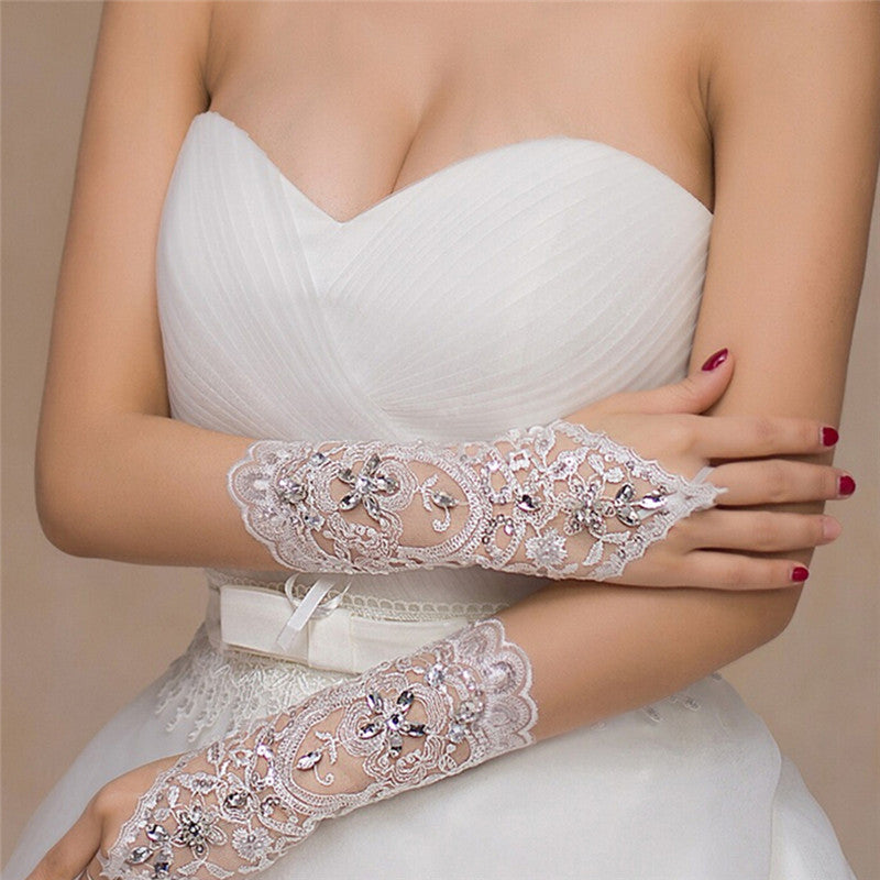 Mother wedding dress gloves, elegant bridal accessories shown in white fabric with a refined design