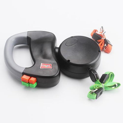 Retractable dual pet dog walking leash in black with two extendable leads for walking two dogs
