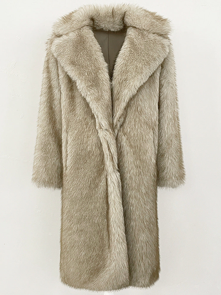 Women's high-quality artificial fur faux fur coat in a soft, plush design
