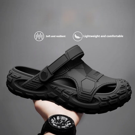 Summer outdoor non-slip soft-soled closed-toe half-slippers in a lightweight slip-on design