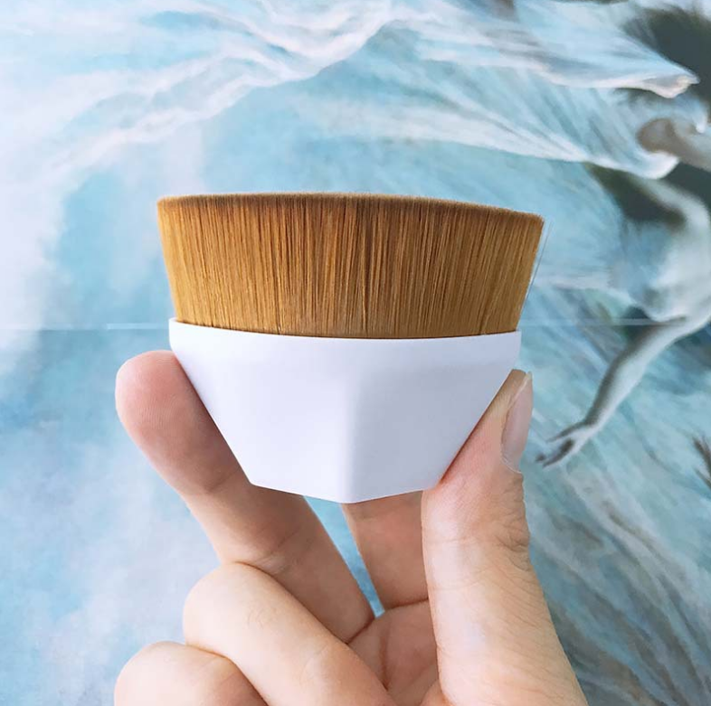 UltraSmooth Petal Foundation Brush Set
