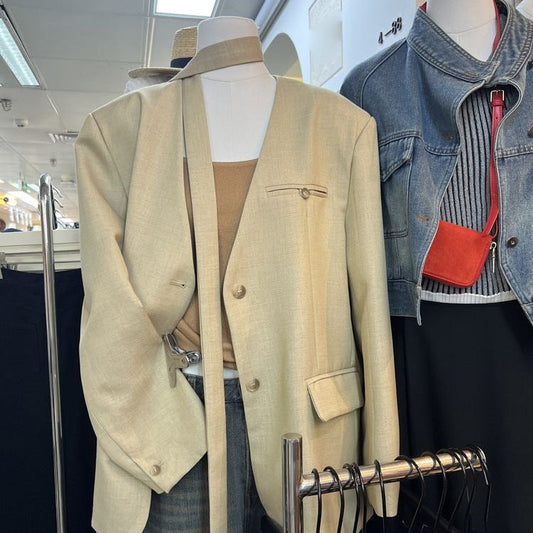 Casual V-neck blazer in a versatile design by My Store