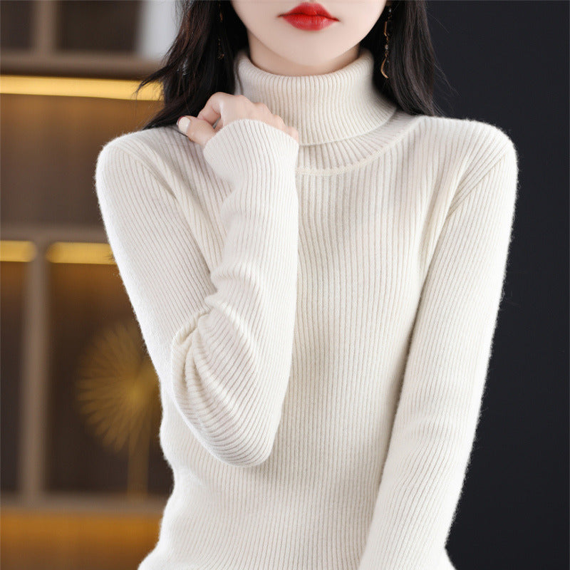 Women's turtleneck sweater for fall and winter in a cozy knit design