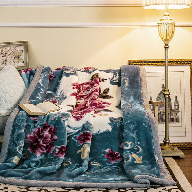 Flannel student single dormitory blanket quilt sheet in a soft, textured design