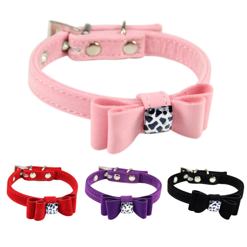 Flannelette dog collar with bow tie by My Store