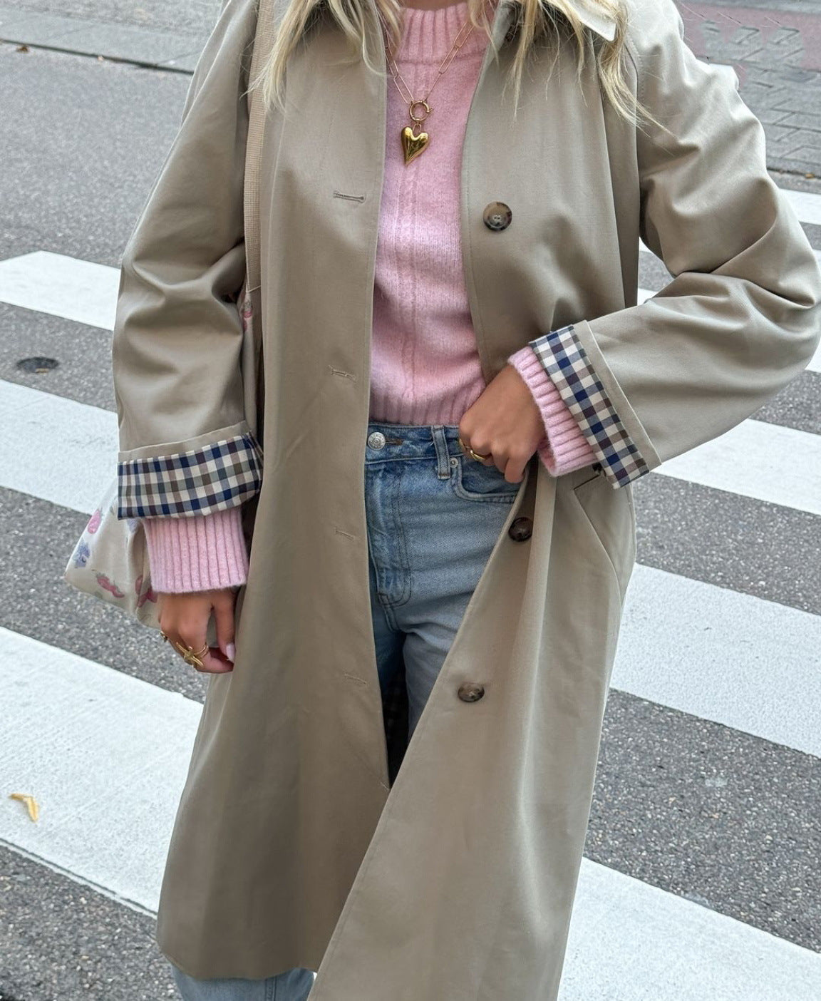 Women's khaki polo shirt trench coat, single-breasted design