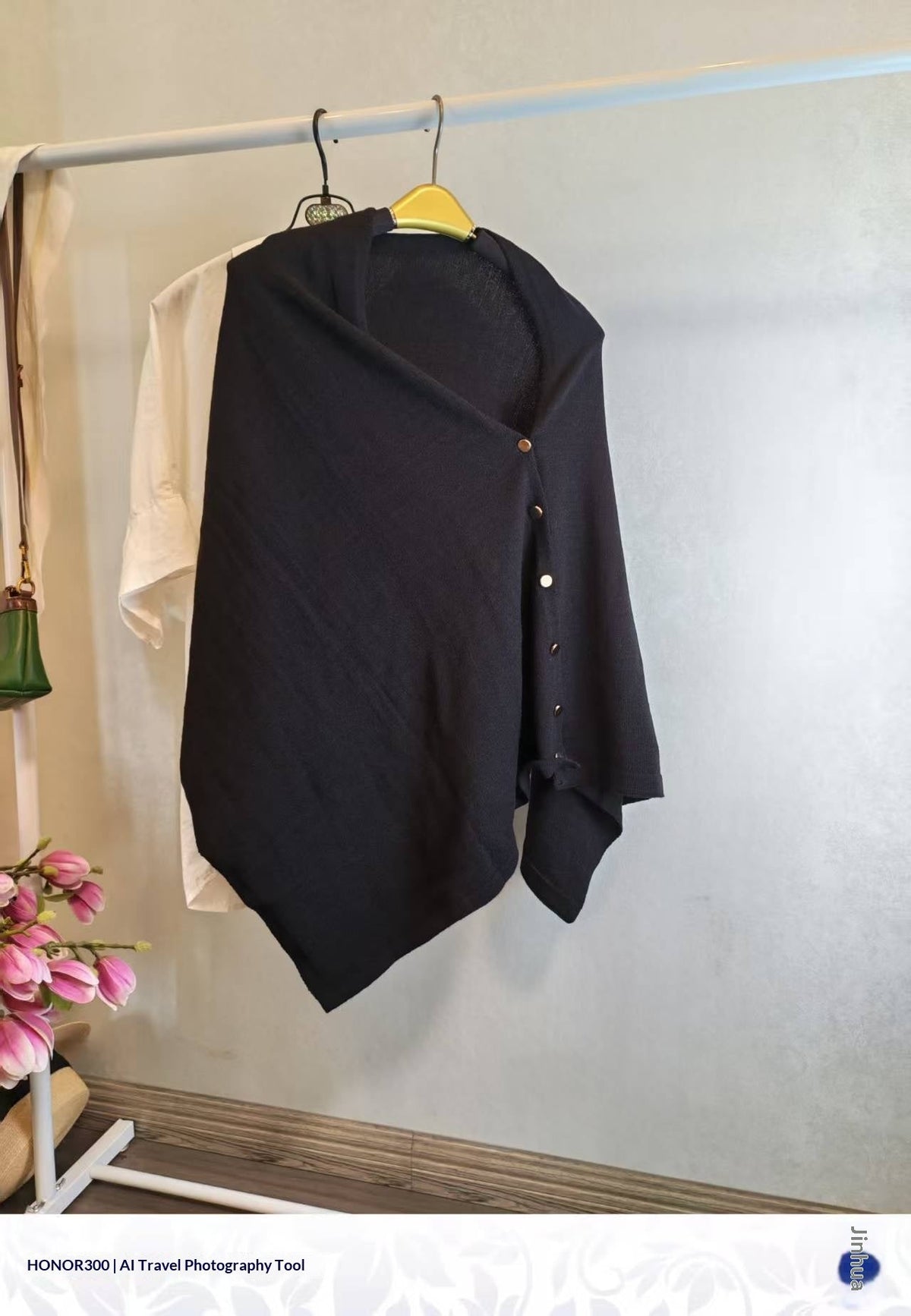 Slouchy knit vintage women's shawl in a versatile, sophisticated design