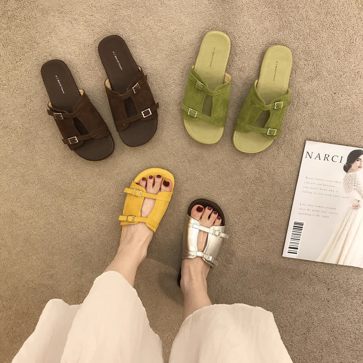 Retro flat-heeled summer outdoor sandals in a new-style design