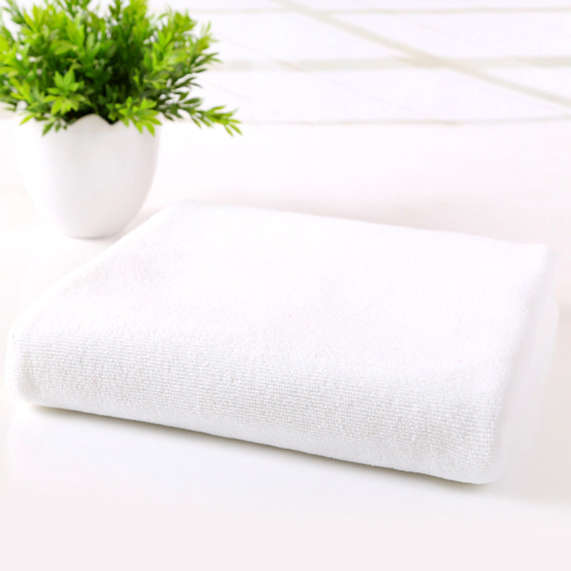 Microfiber bath towel and beach towel in soft, absorbent fabric by My Store
