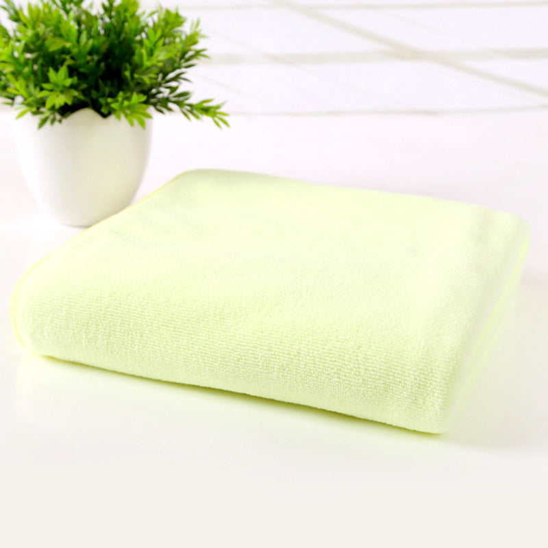 Microfiber bath and beach towel, soft textured fabric in a versatile rectangular design