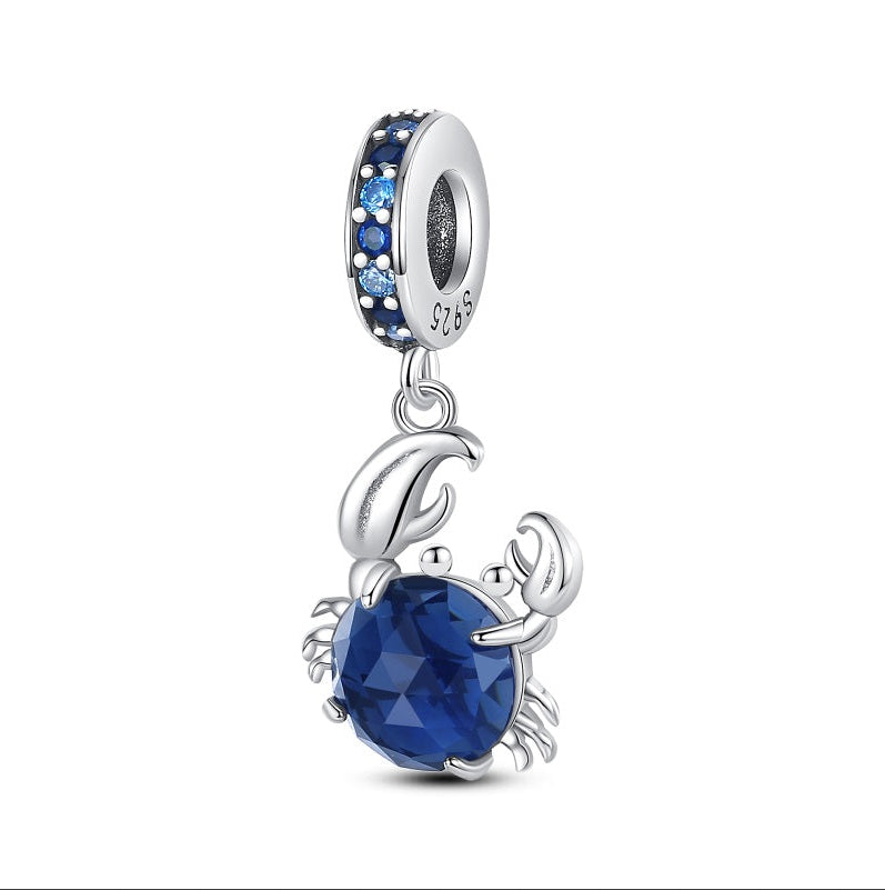 Jewelry beads pendant with intricate design and polished finish