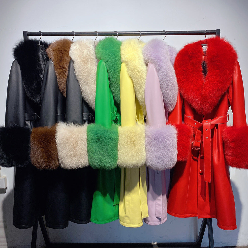 Slim-fit leather sheepskin coat with fox fur trim