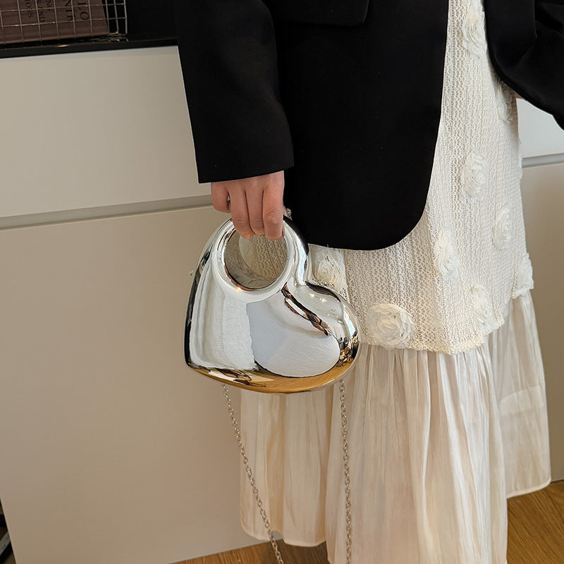 Korean-style trendy evening bag for girls in a versatile compact design
