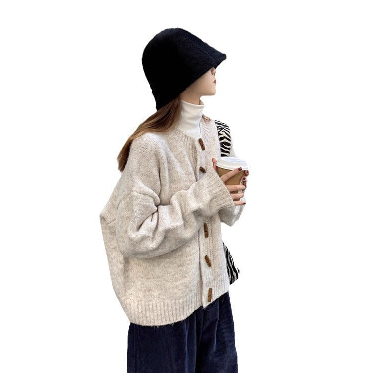 Idle Style knitted cardigan outerwear top in a relaxed design
