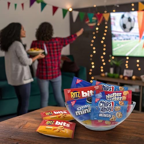 NABISCO cookie and cracker variety pack with 20 snack packs featuring four different flavors of cookies and crackers.