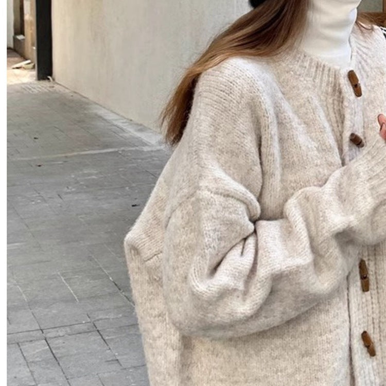 Idle Style knitted cardigan outerwear top in a relaxed design