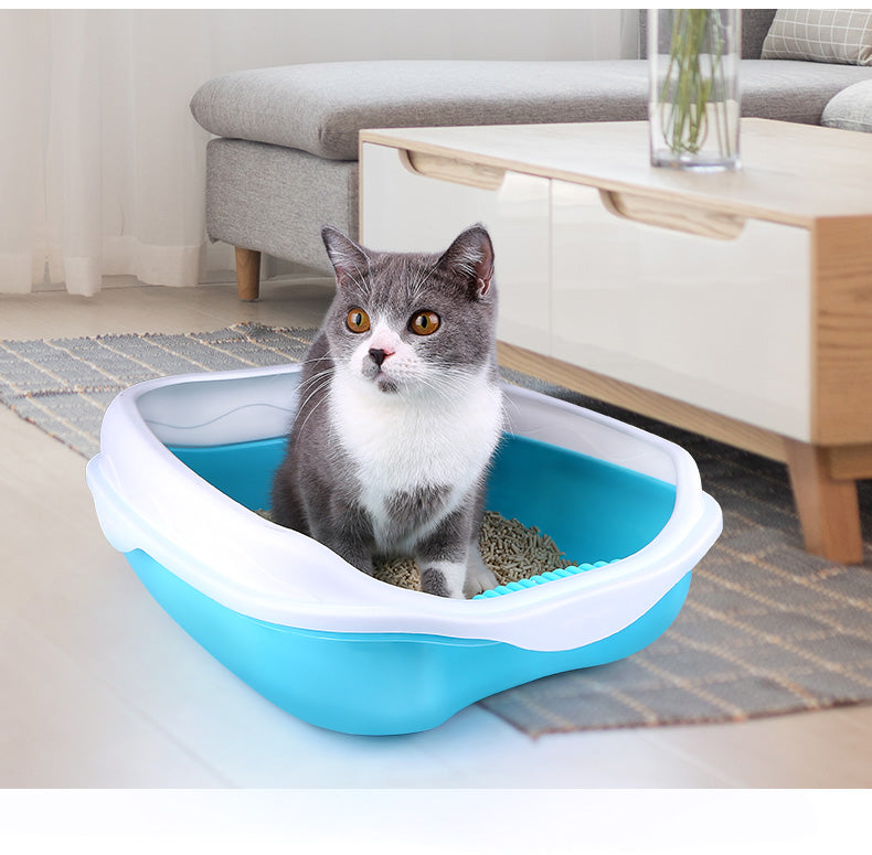 Semi-enclosed thickened splash-proof cat toilet in a compact cat-sized design