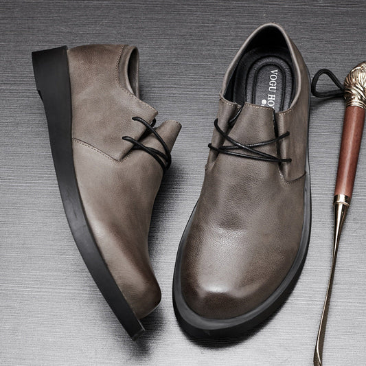 Men's breathable casual leather shoes in classic design, lightweight and comfortable for everyday wear
