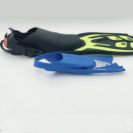 Children's silicone snorkeling fins for swimming training and diving equipment, black pair shown from the side