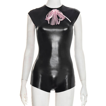 Tight-fitting short-sleeved zip-up bodycon jumpsuit in a sleek, fitted silhouette
