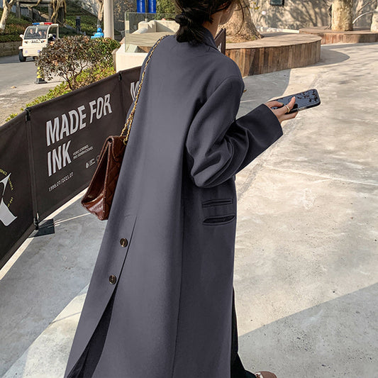 Women's long British-style trench coat in classic design for spring outerwear