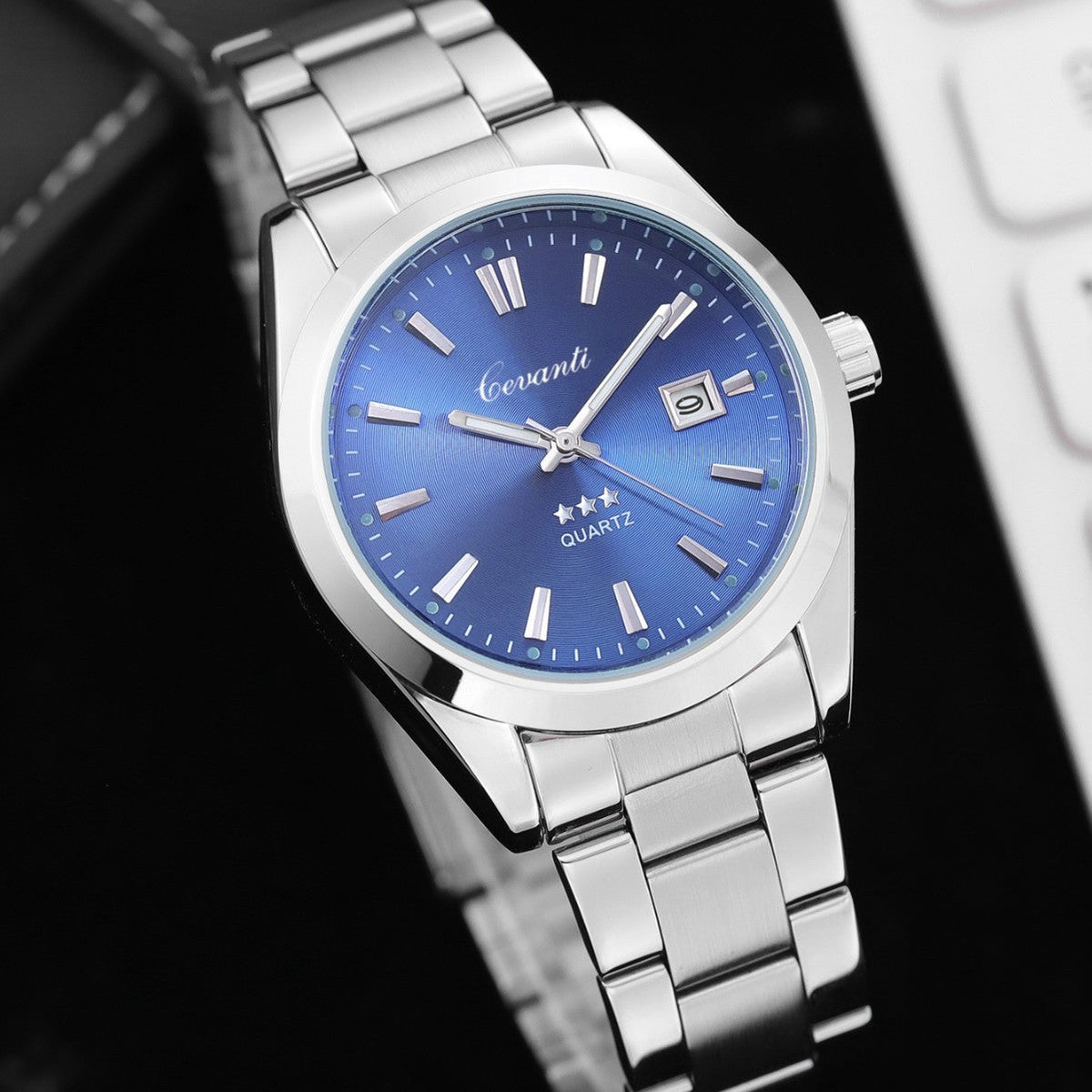 Business casual men's watch with a stainless steel strap and classic round face