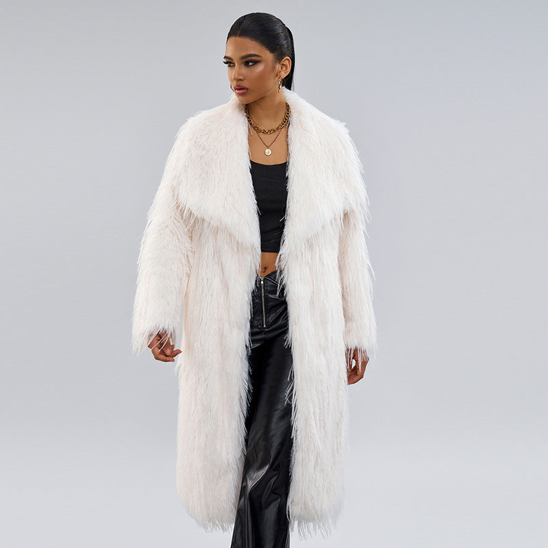Long artificial fur coat with collar, elegant commuting style